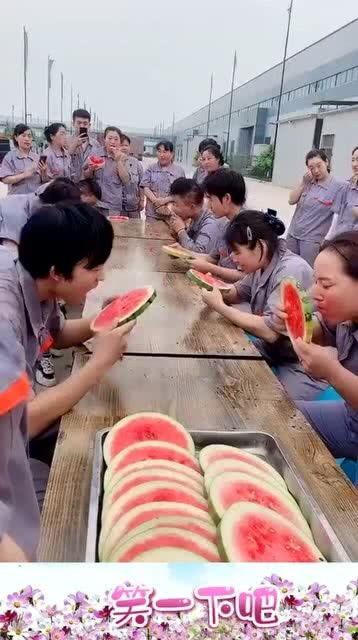 暴牙吃瓜,揭秘娱乐圈的“瓜田”趣事